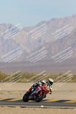media/Mar-21-2025-CVMA Friday Practice (Fri) [[30cd4fe323]]/3-Racer 2/Session 2 (Turn 4 Entry)/